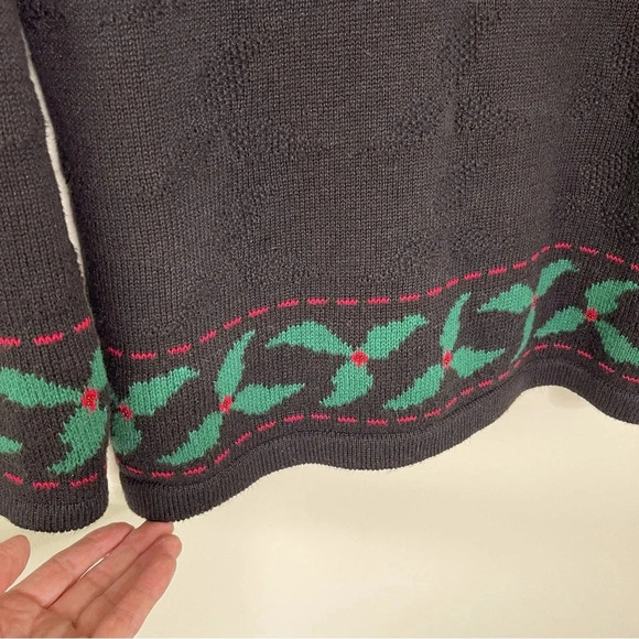 VTG Y2K 80’s Santa Christmas Sweater with Embroidered Wreath 3D Santa and Bell - Picture 3 of 9